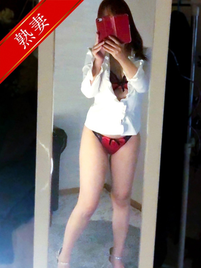 愛沢 雪乃（人妻の雫　福山店）