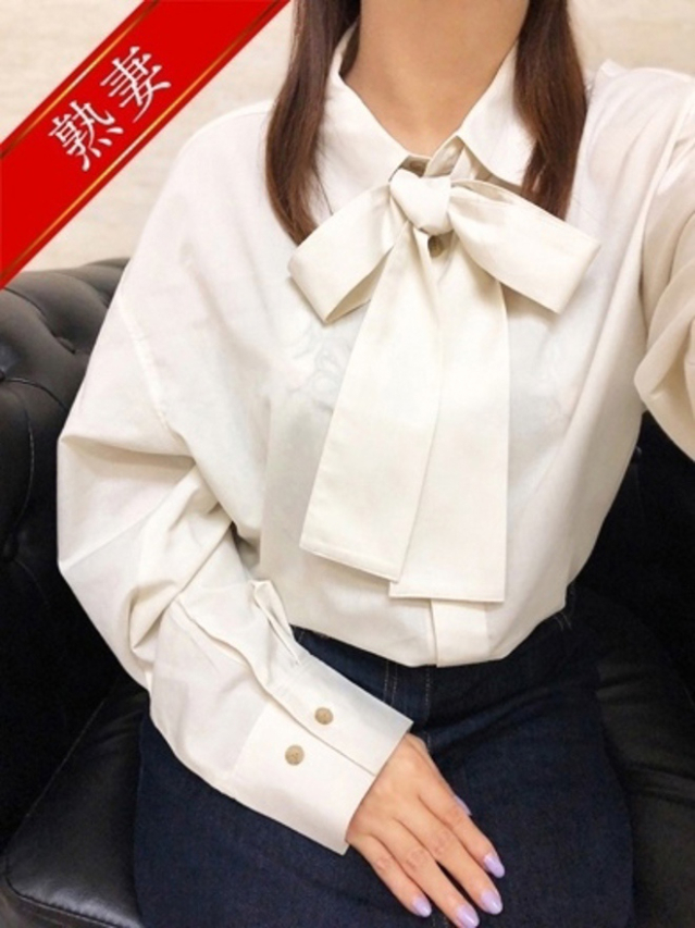 愛沢 雪乃（人妻の雫　福山店）