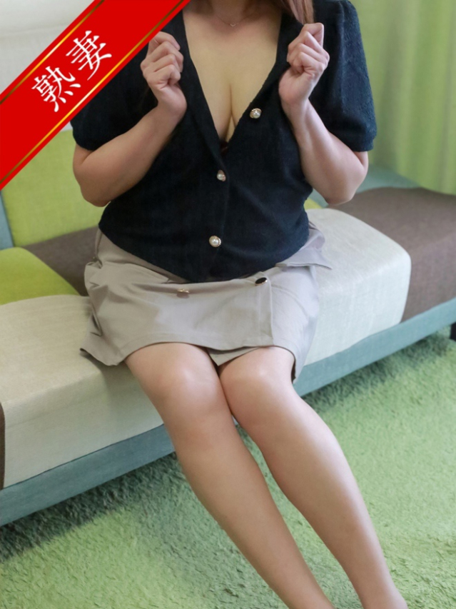 渡部 真央(人妻の雫 福山店)