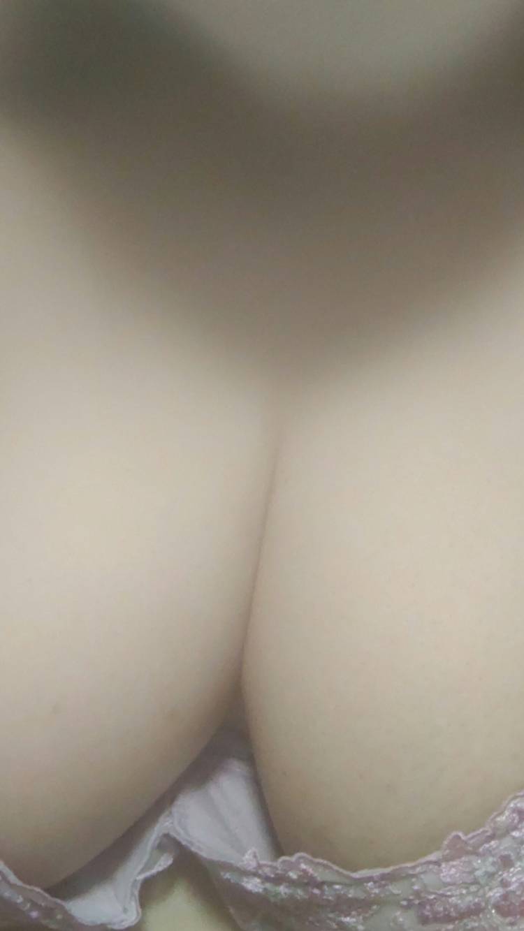 待機中です。ムラムラしてます。(ToT)
