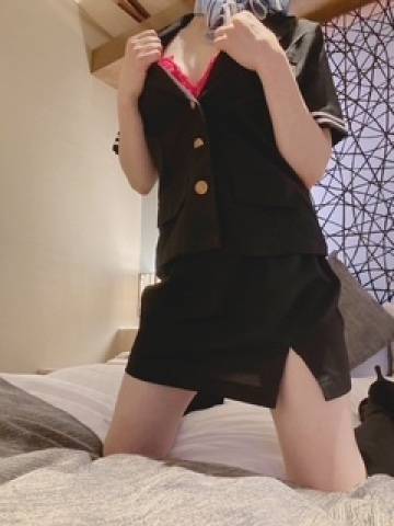 遅くなりましたが出勤してます。