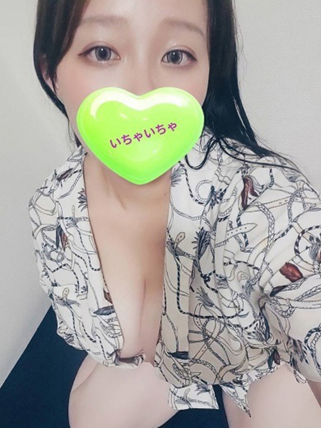 かな(いちゃいちゃパラダイス)