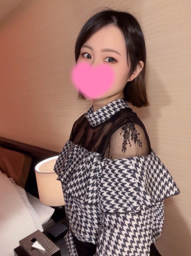 えいみ☆スタイル抜群人気美女♪