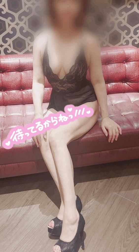 ★本日(金)　出勤しますね★
