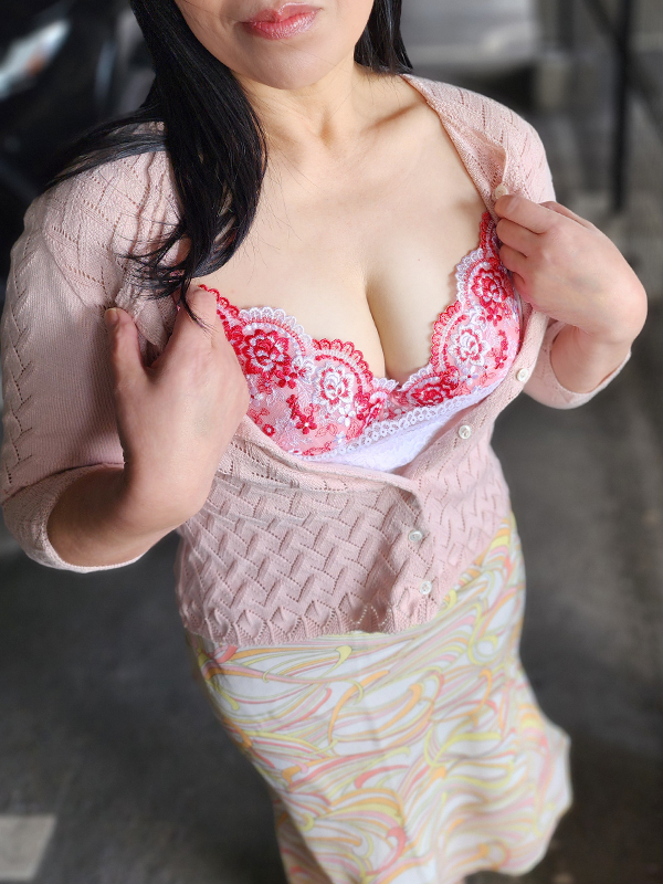 秋恵(体験)（広島熟女デリバリーヘルス　イマドキ50代）