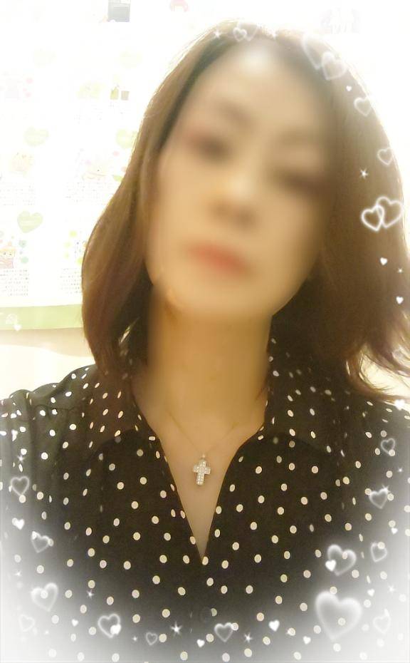 大人の女性らしさを引き立ててくれる