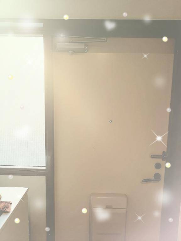 バチッ！静電気Kiss