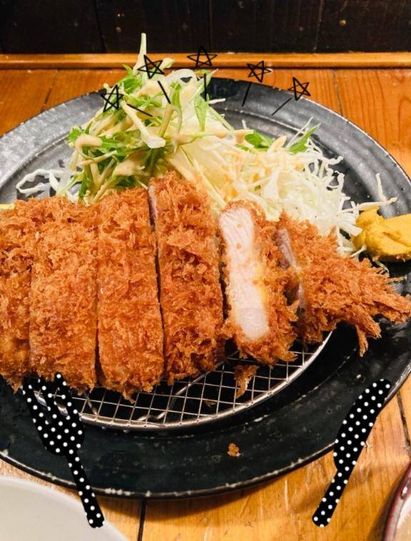 トンカツ食べて…