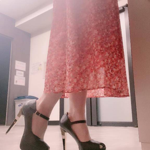 向かいます。
