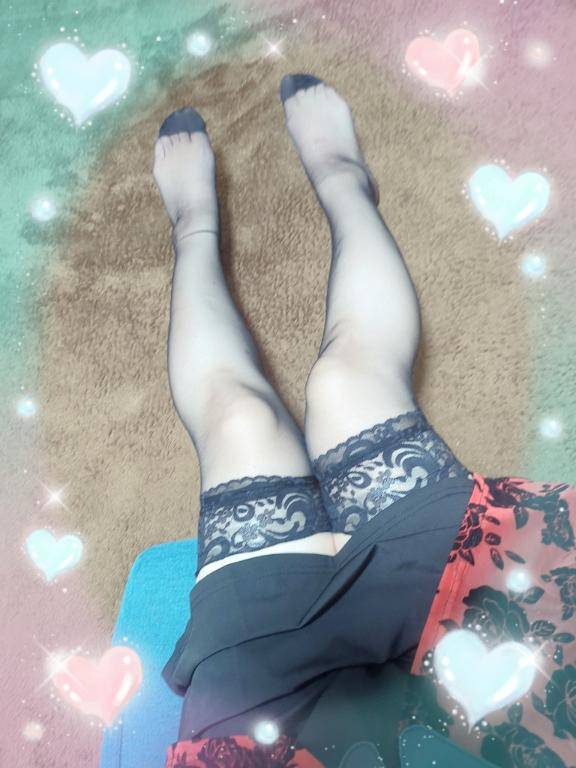 あいこ《バイブを前の穴に…》