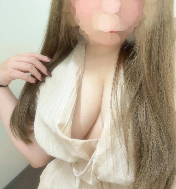 さき《エロスオーラビンビン》