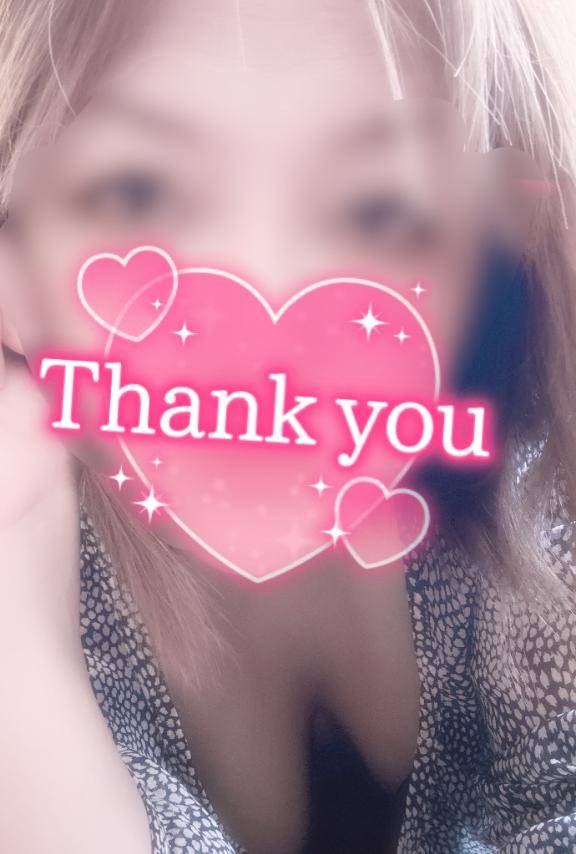 いつき《パイパンどM熟女》