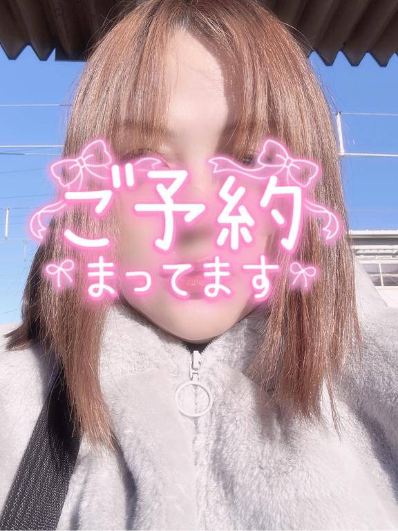 いつき《パイパンどM熟女》