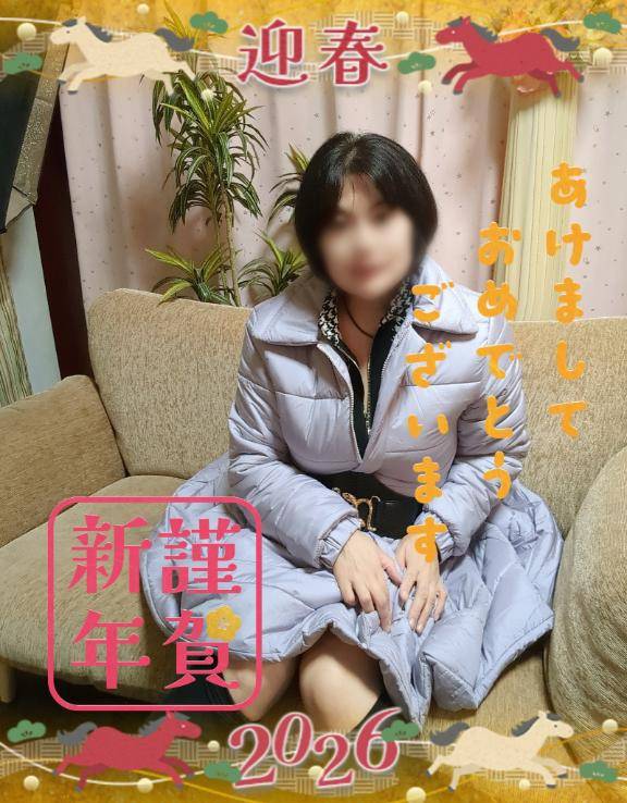 あいこ《バイブを前の穴に…》