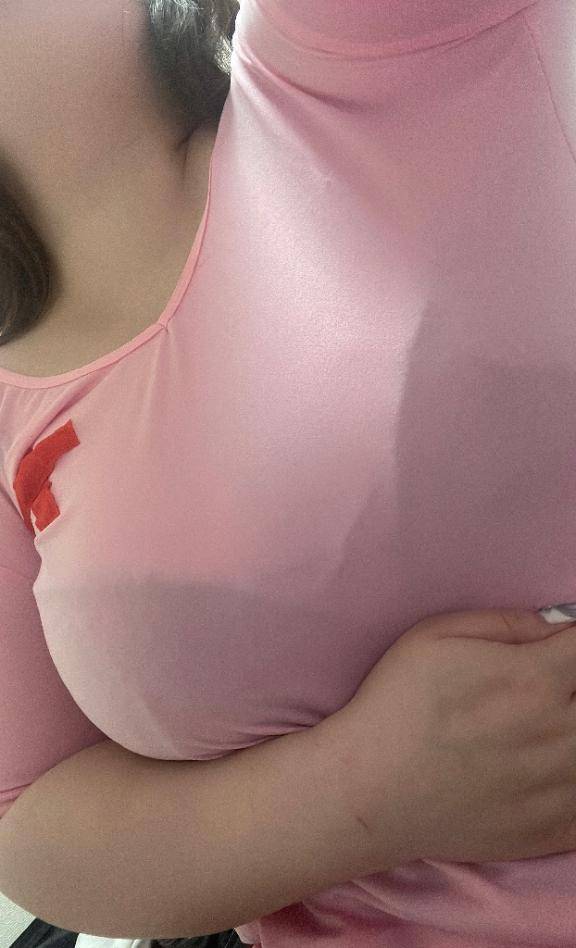 みい《勝負するおっぱい》