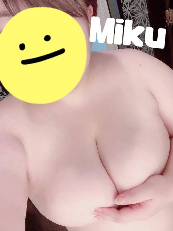 みく《本能の淫乱娘》