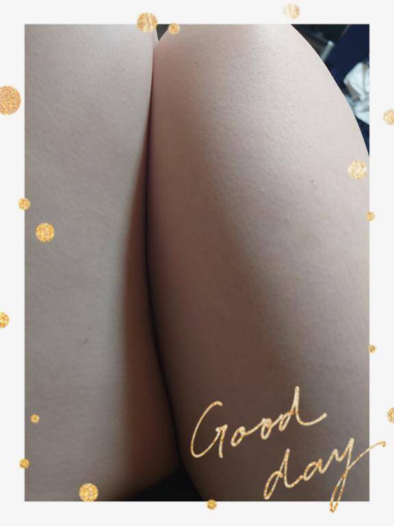 ゆき《細身の熟女枠》