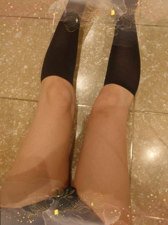 ゆき《細身の熟女枠》