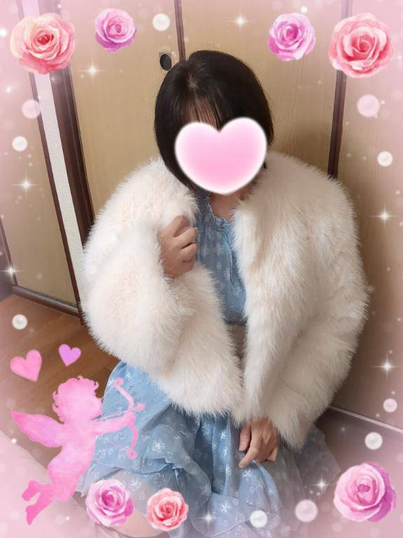 あいこ《バイブを前の穴に…》