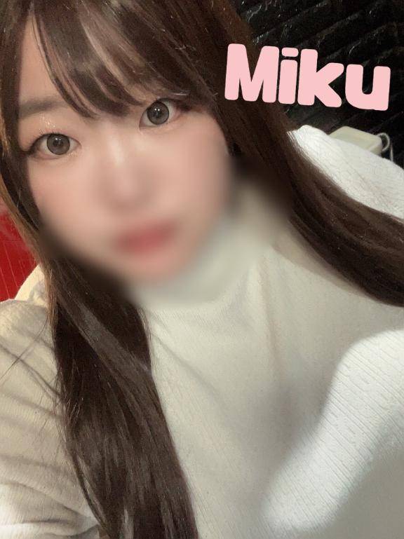 みく《本能の淫乱娘》