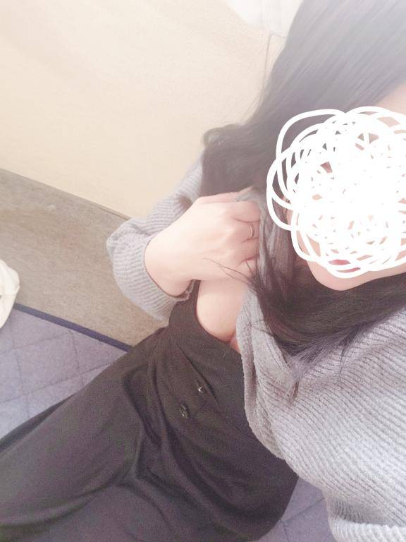 ゆら《ポワポワ系お姉さん》