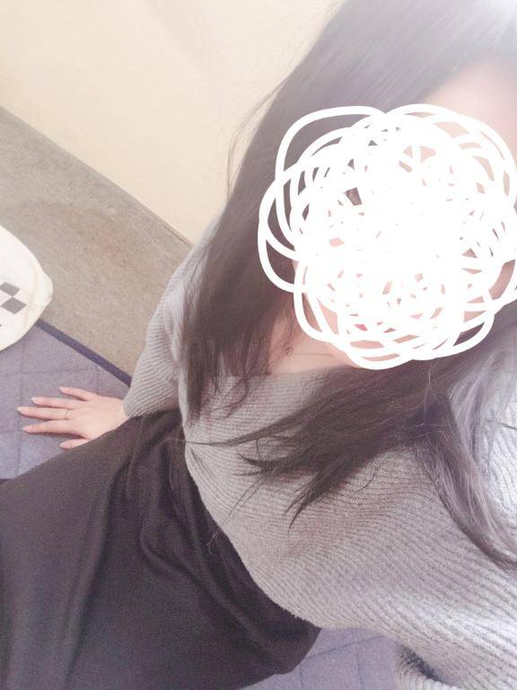 ゆら《ポワポワ系お姉さん》