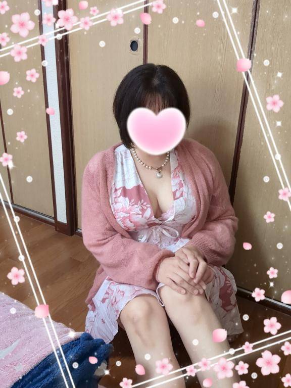 あいこ《バイブを前の穴に…》