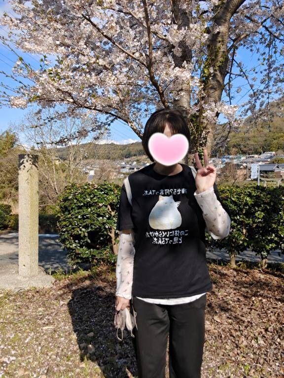 あいこ《バイブを前の穴に…》