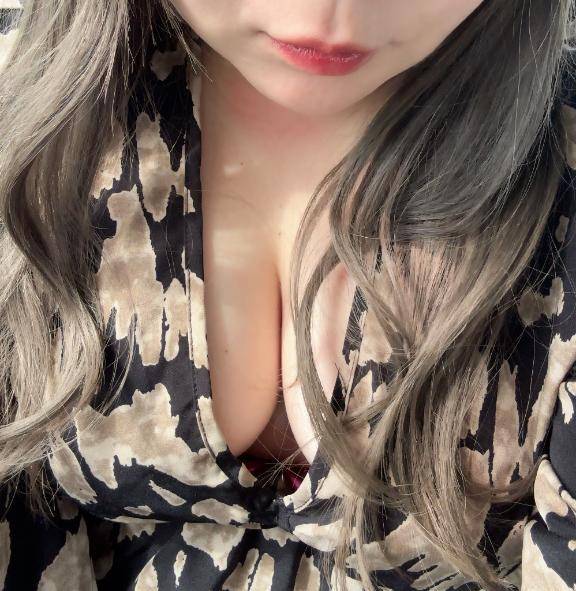 さき《エロスオーラビンビン》