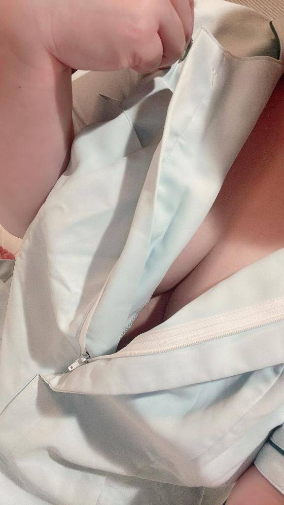 みい《勝負するおっぱい》