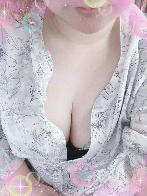 かな《お淑やかなしろーと娘》