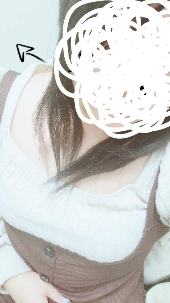 ゆら《ポワポワ系お姉さん》