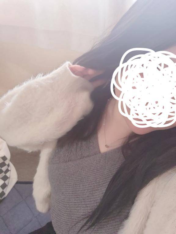 ゆら《ポワポワ系お姉さん》