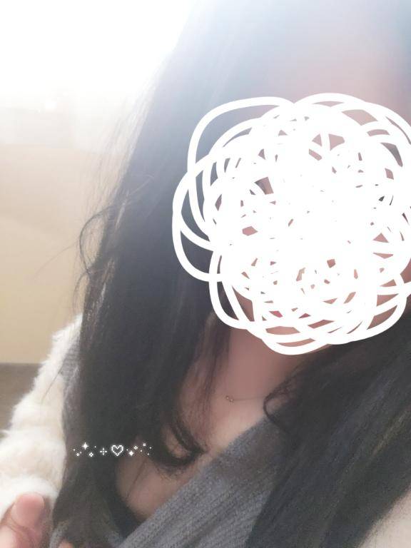 ゆら《ポワポワ系お姉さん》