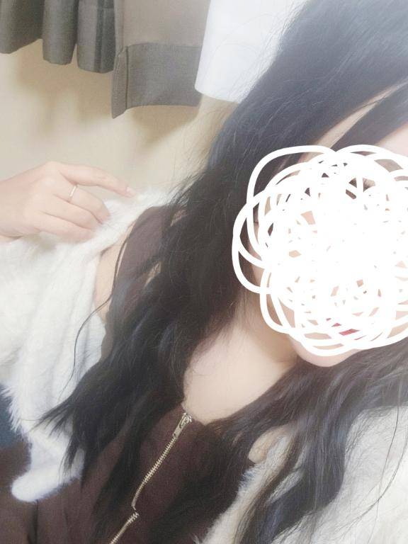 ゆら《ポワポワ系お姉さん》