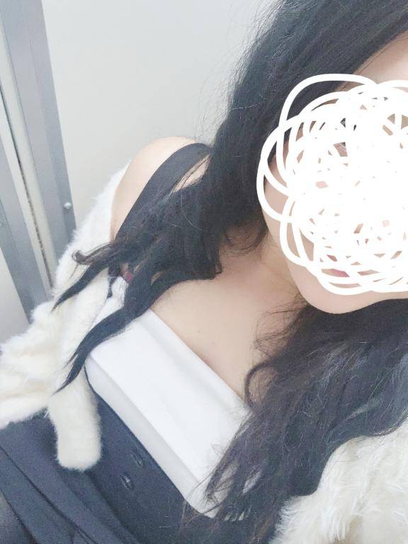 ゆら《ポワポワ系お姉さん》