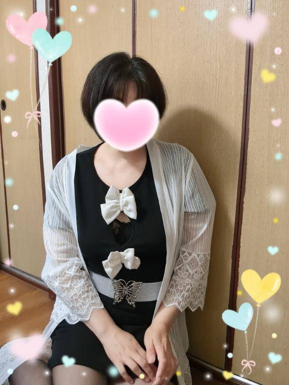 あいこ《バイブを前の穴に…》