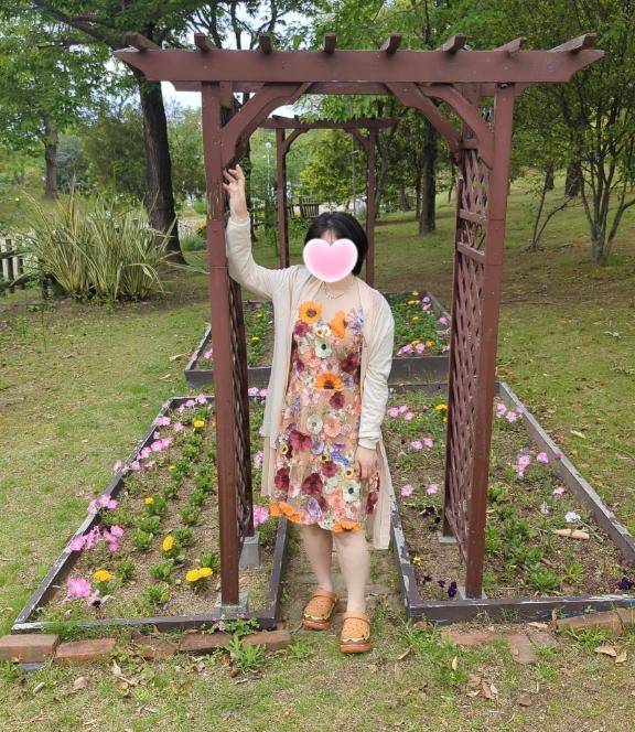 あいこ《バイブを前の穴に…》