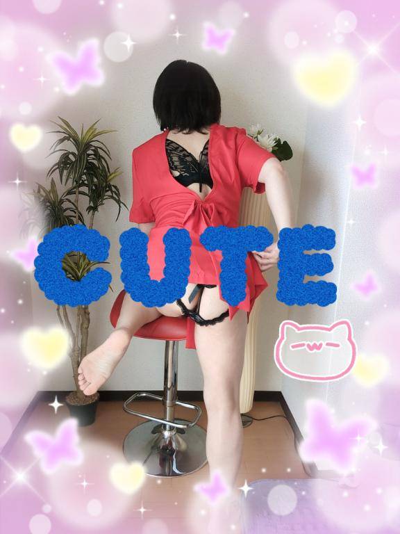 あいこ《バイブを前の穴に…》