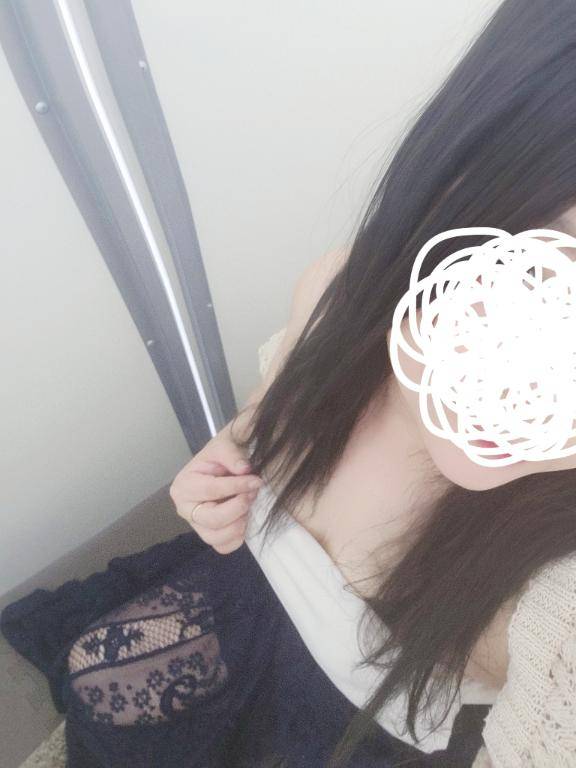 ゆら《ポワポワ系お姉さん》