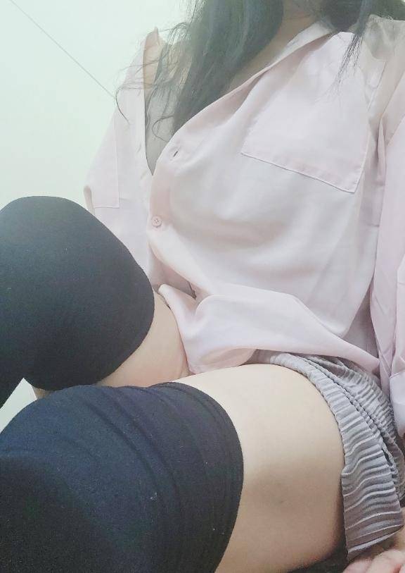 ゆら《ポワポワ系お姉さん》