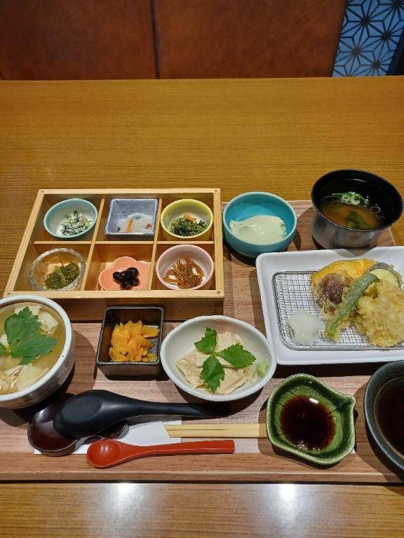 お早うございます