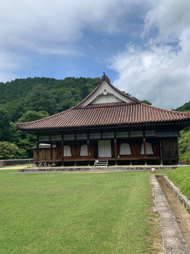 予想最高気温は昨日と同じ１２℃