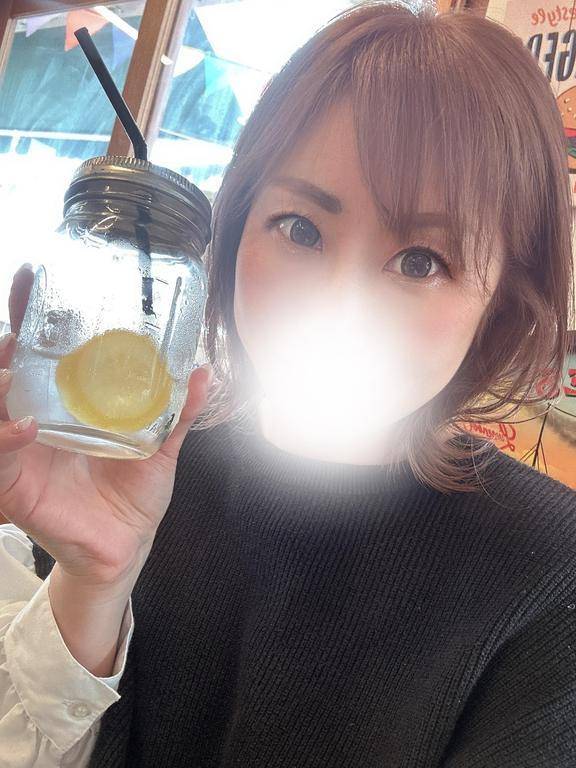 しゅっ