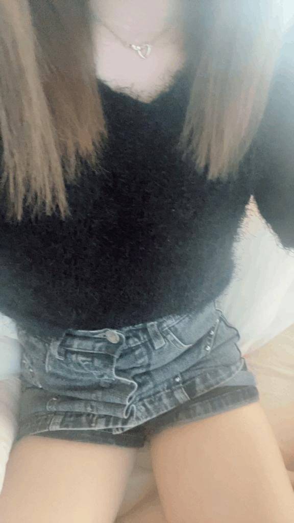 12:00-18:00出勤してます💞