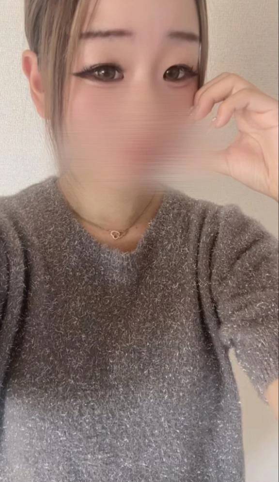 今日18時まで出勤してる💞