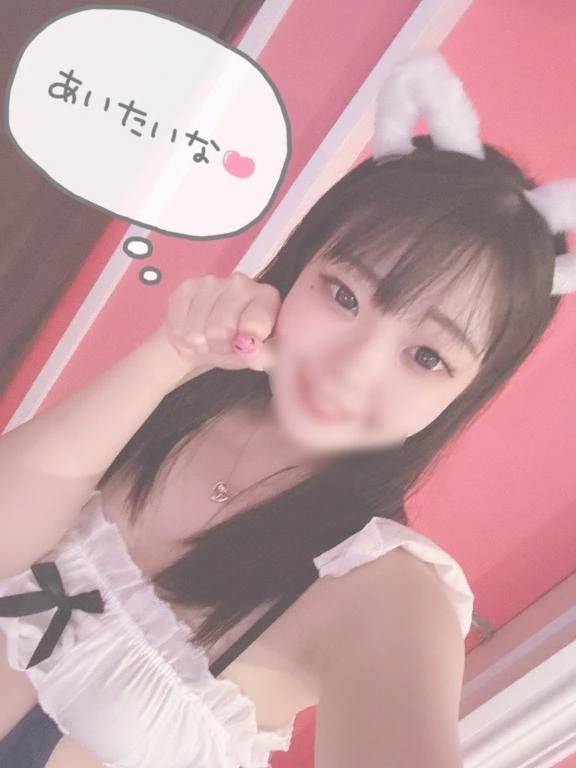 にゃーん(* ᴗ͈ˬᴗ͈)”