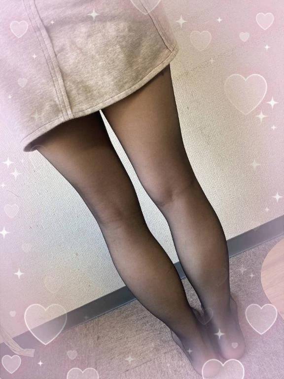 明日は出勤します😀😀