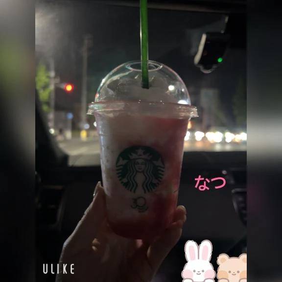 ヽ(〃∀〃)ﾉヾ(*´∀｀*)ﾉ