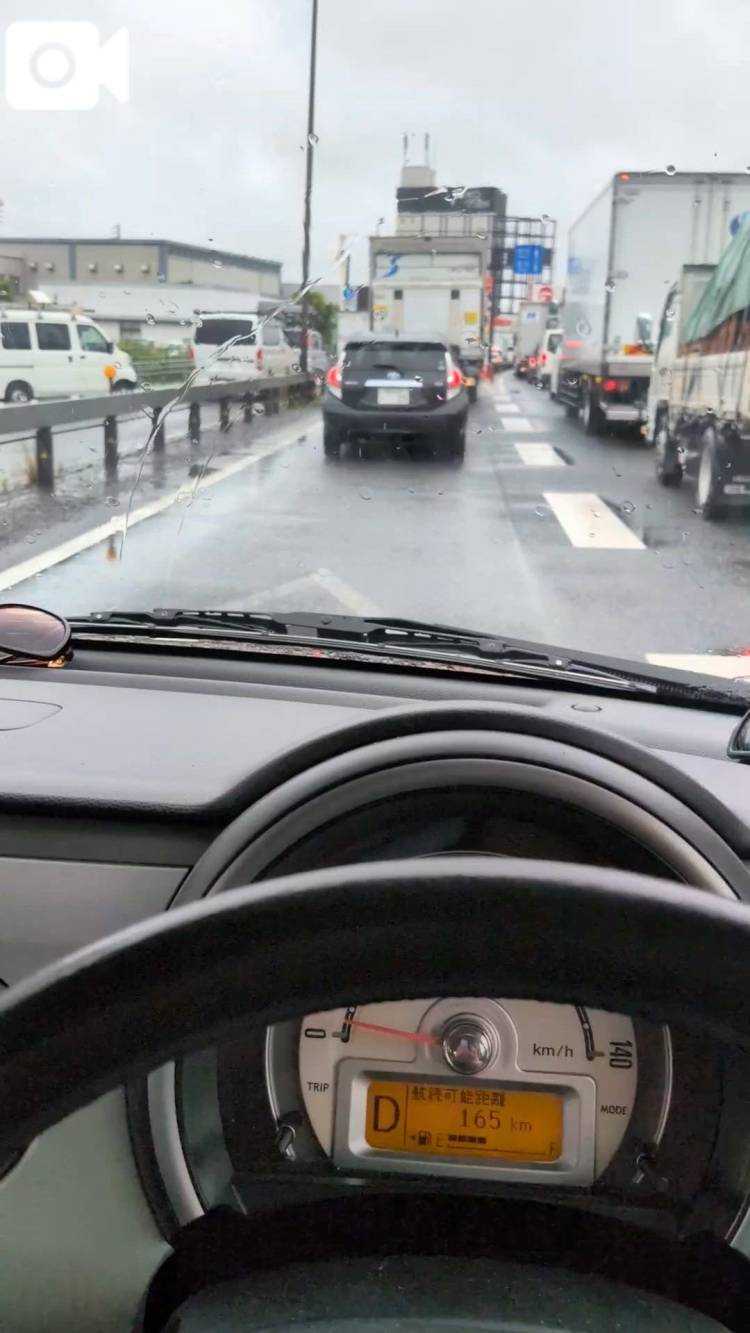 え〜（汗）（；^ω^）